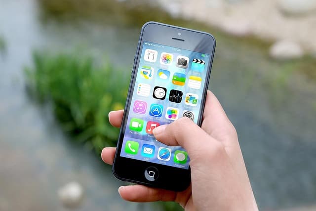 Family Plans for Smartphones: Avoid Common Mistakes